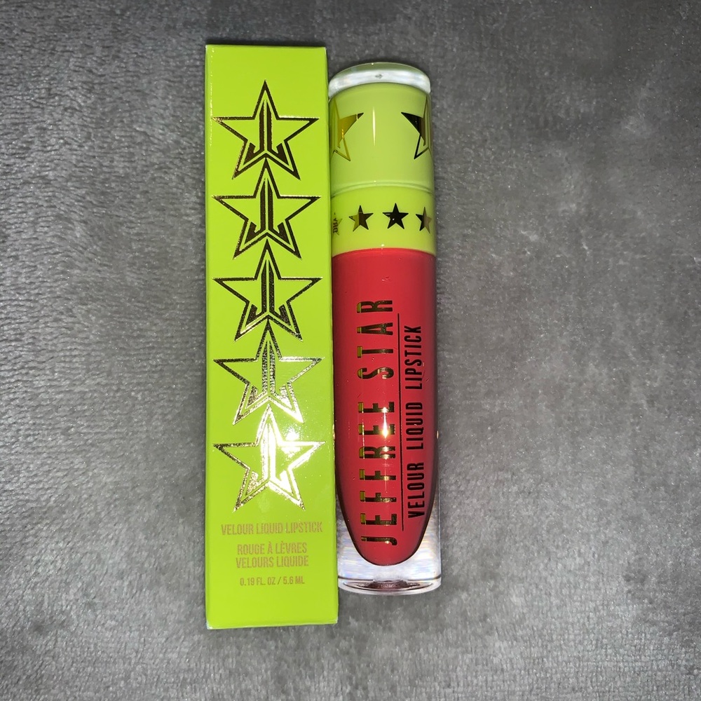 Jeffree Star Strawberry Crush Lipstick